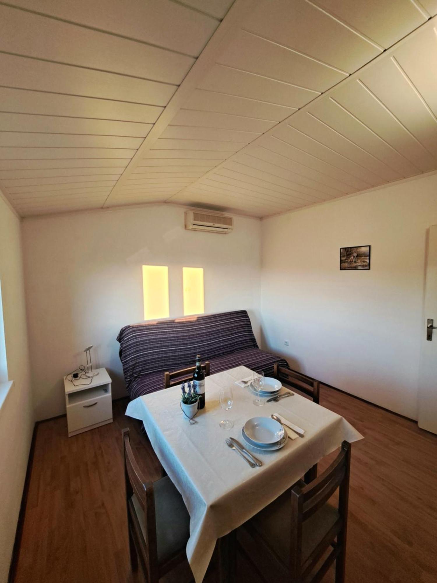 Apartments Maruna Масленица Екстериор снимка