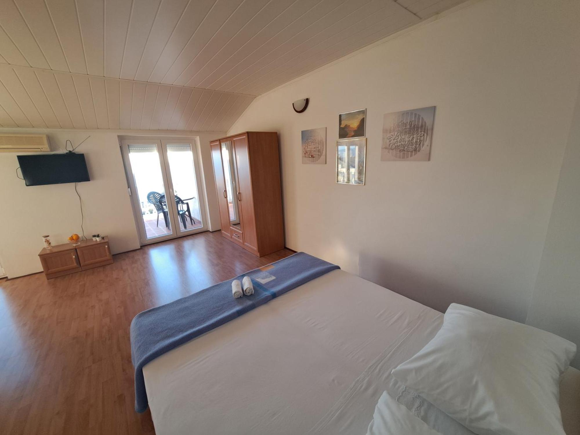 Apartments Maruna Масленица Екстериор снимка